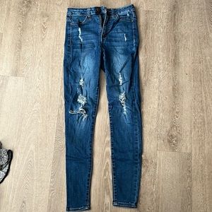 women’s ripped jeggings